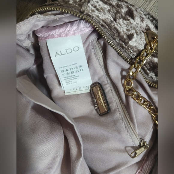 Aldo Elegant Velvet Chain Strap Bag Small/med - Picture 6 of 7